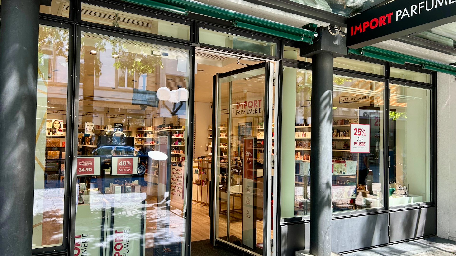 Umzug der Import Parfumerie